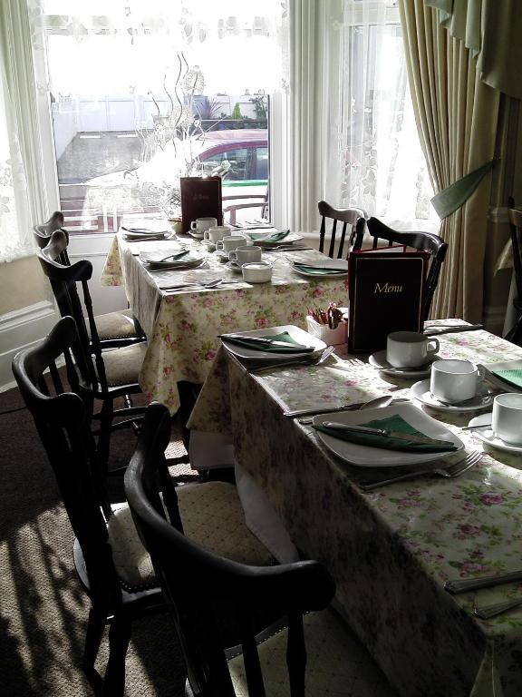 Roseglen Hotel Shanklin Bagian luar foto