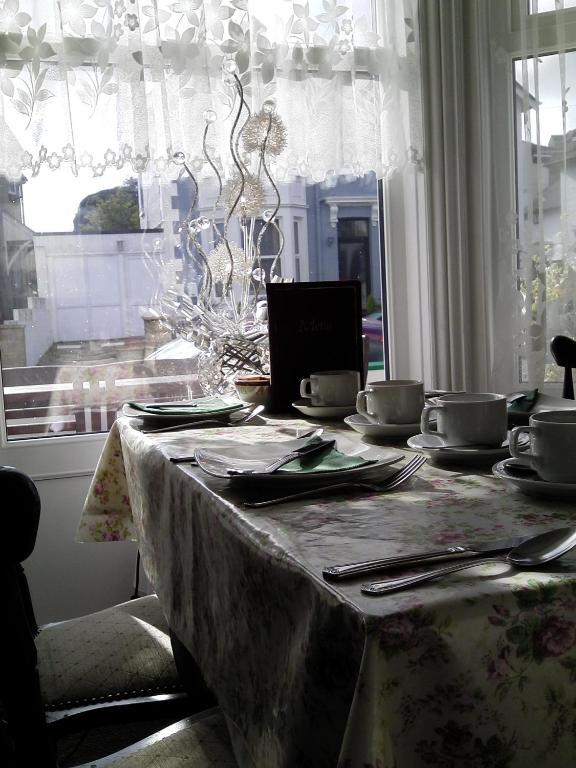 Roseglen Hotel Shanklin Bagian luar foto